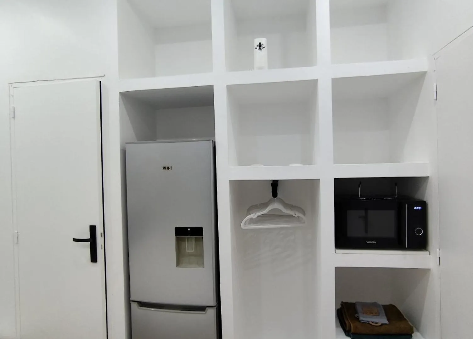 Homestay Private Bedroom With Private Bathroom Lille